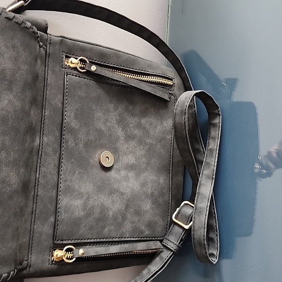 Grey faux leather cross body purse - Picture 3 of 6